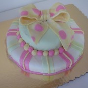 Double Layer Bow Cake